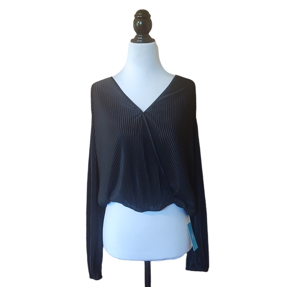 NWT Cupshe Black Pleated Long Lanturn Bell Sleeve V Surplice Summer Blouse Top S - Picture 4 of 11